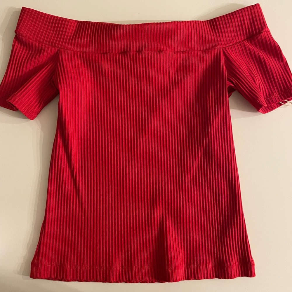 ARITZIA RED Wilfred Top Size Medium